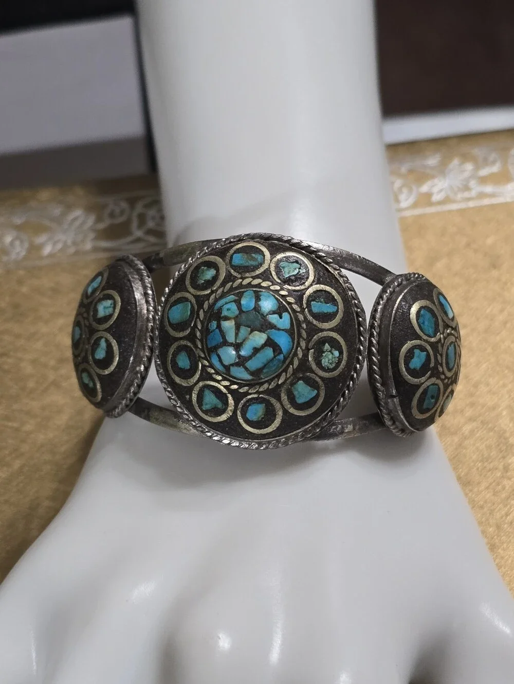Vintage Tibetan Turquoise Inlay Silver-Tone Statement Cuff Bracelet 6.75